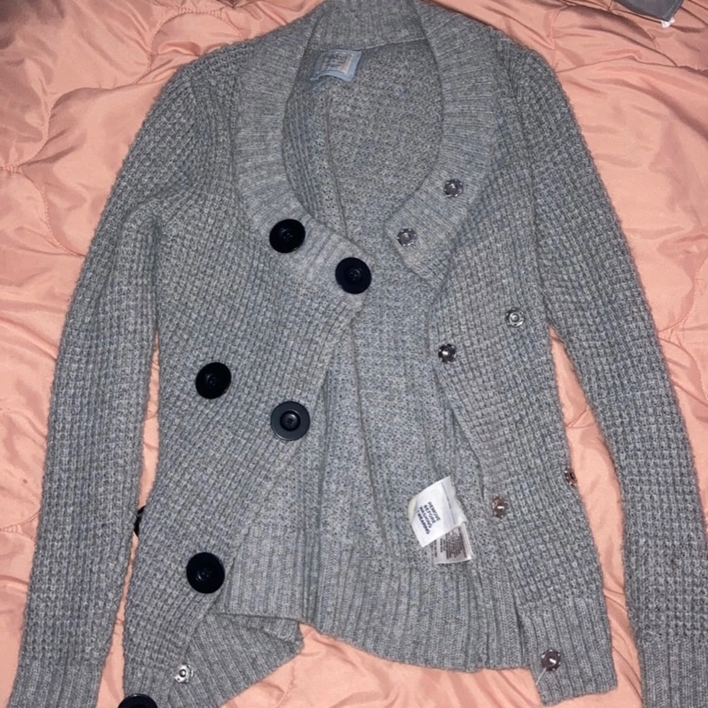 Old Navy sweater